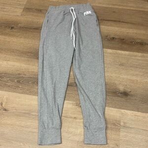 Women’s PINK lightweight joggers size Small